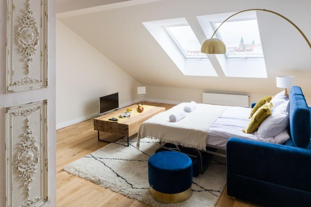 Charming Apartment In Perfect Location Krasków Exterior foto