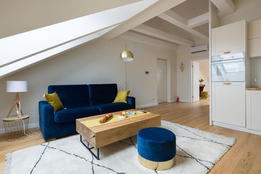 Charming Apartment In Perfect Location Krasków Exterior foto